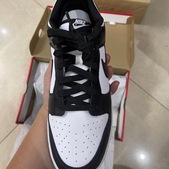 Nike Dunk black and white panda shoes for women - Picture 3 of 7